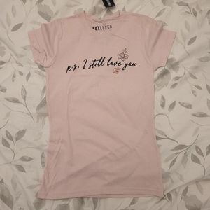 Pink t-shirt size small